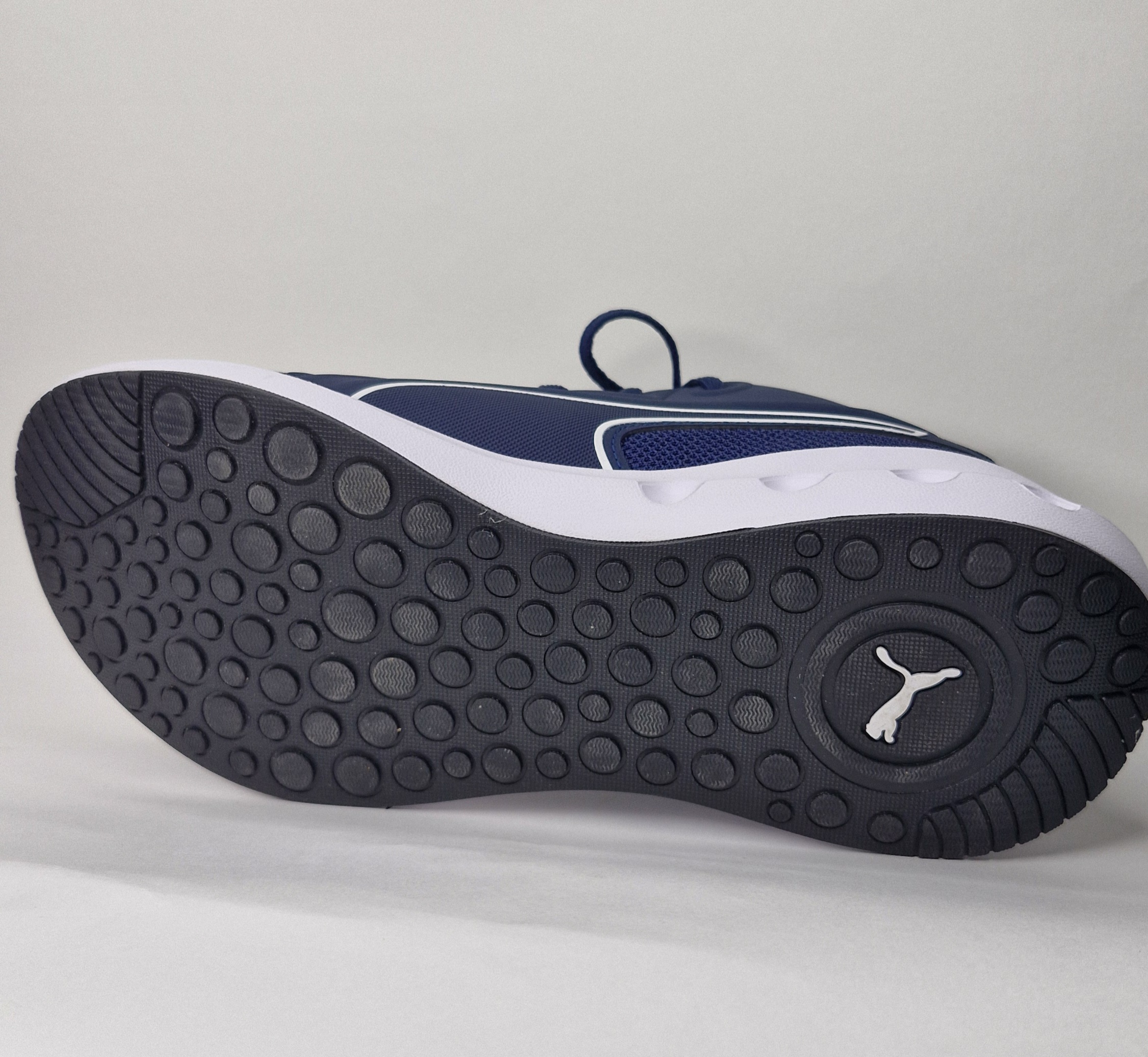 کفش پوما اورجینال مناسب باشگاه پیاده روی روزمره واستایلی